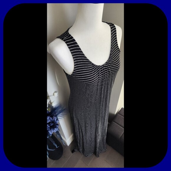 LORD & TAYLOR || Stretched Striped Maxi Dress (SIZE S) - Picture 2 of 7